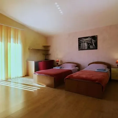 With A Parking Space - 14796 Apartment *