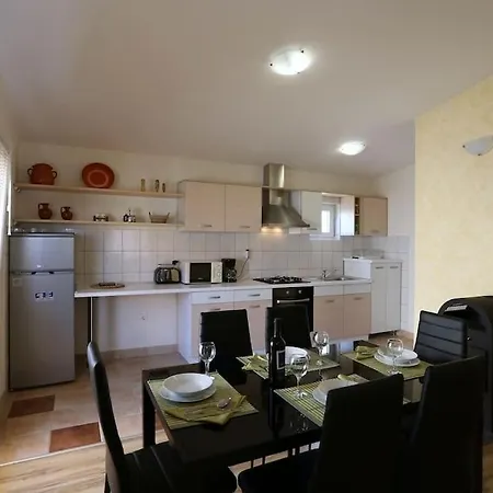 With A Parking Space - 14796 Appartement *