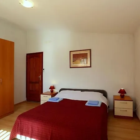 Apartman With A Parking Space - 14796 Zadar